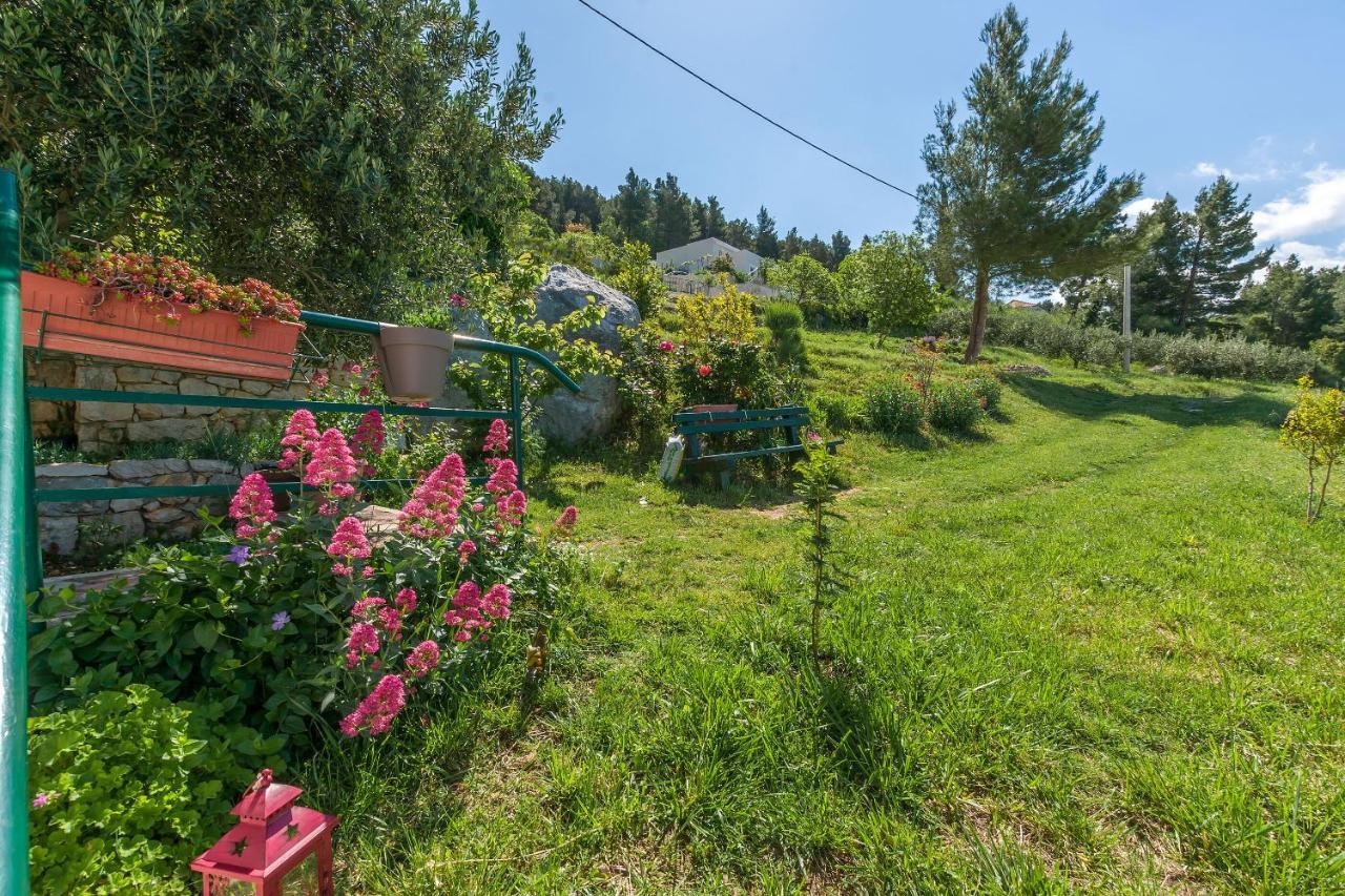 Apartment Josipa Omiš Zewnętrze zdjęcie