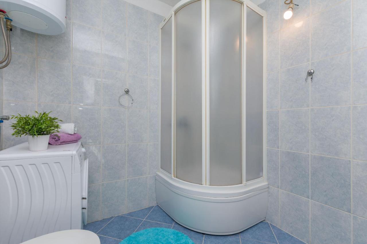 Apartment Josipa Omiš Zewnętrze zdjęcie