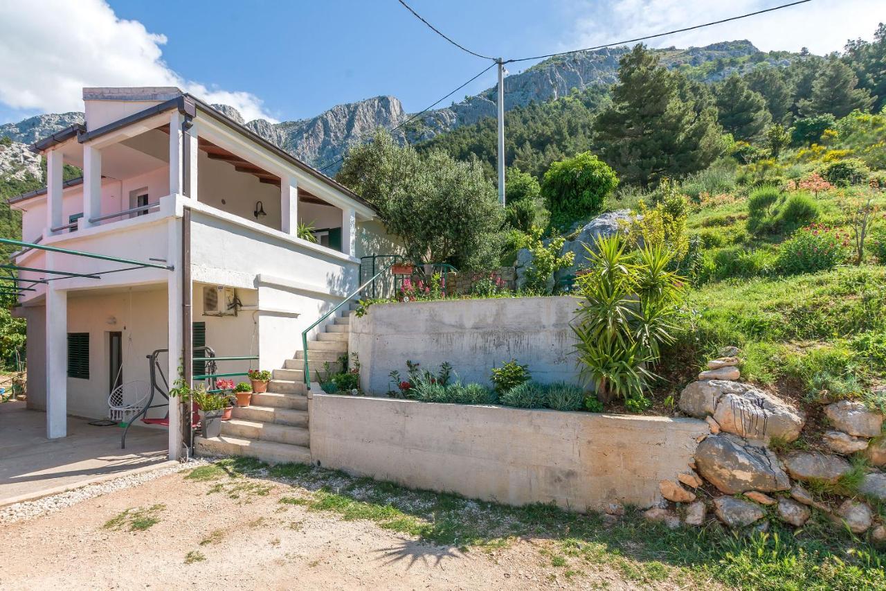 Apartment Josipa Omiš Zewnętrze zdjęcie